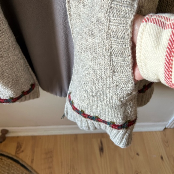 Sundance XL wool fleece lined Sweater cardigan, embroidery deer & flowers - Picture 11 of 13